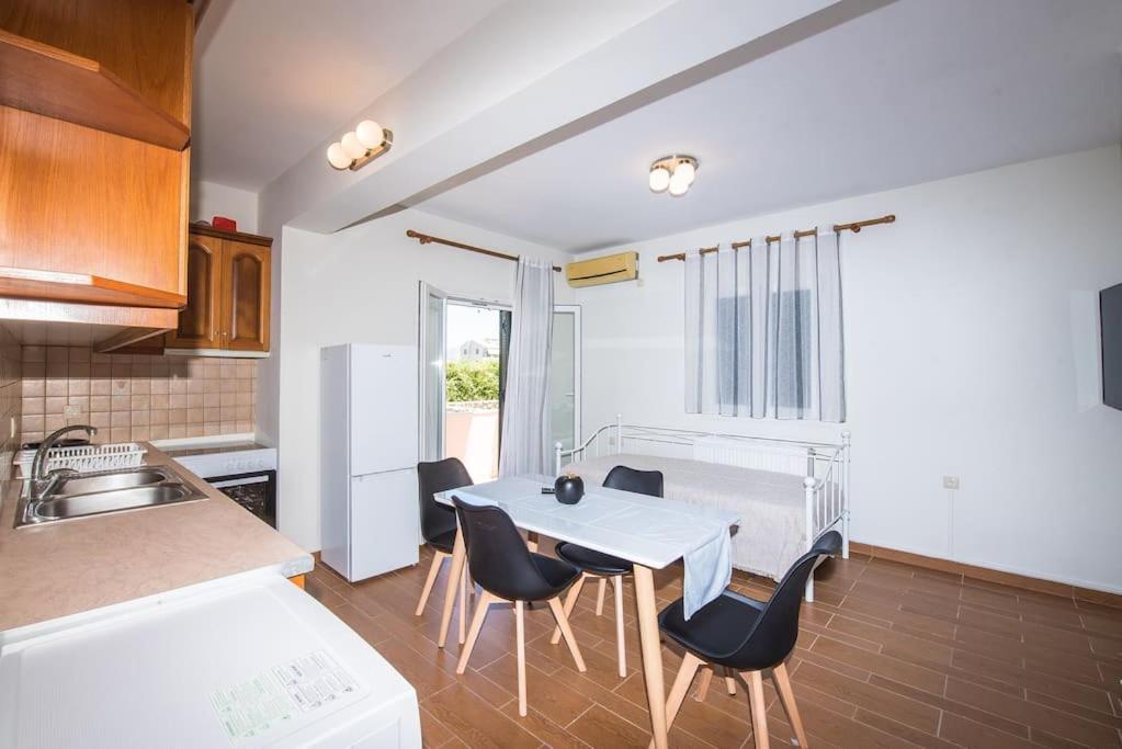 Anna Maria Apartment Lefkada City